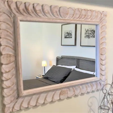 Apartment Elegante Vista Mare-centralissima-wi Fi Con Camino